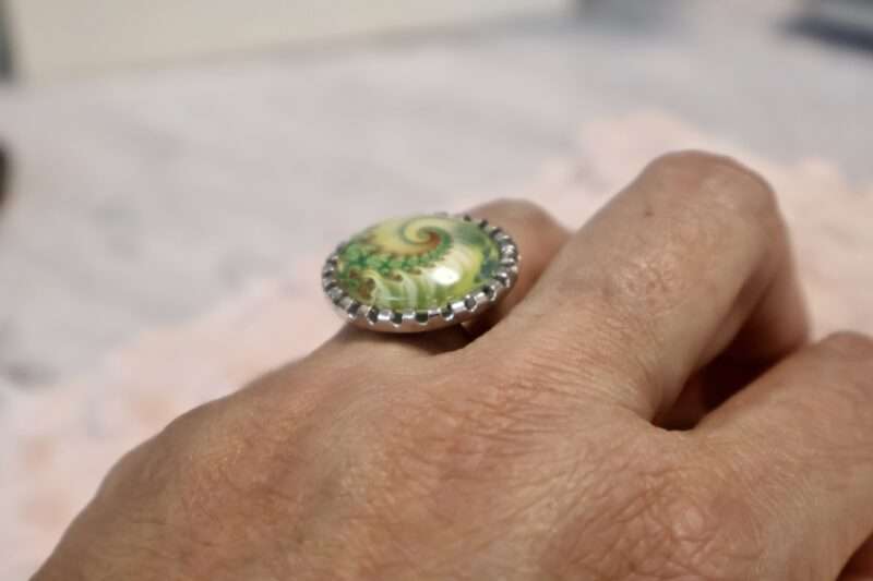 Bague Ronde - Volutes Vert – Image 3