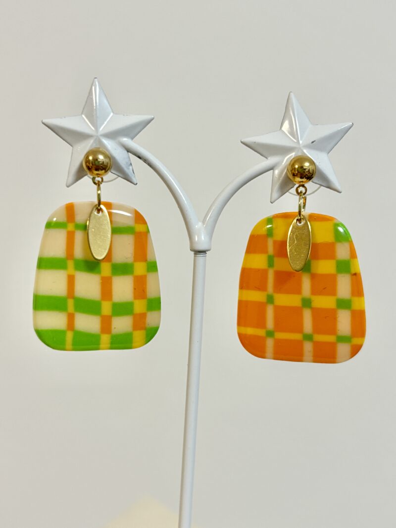 Boucle d'oreille puce - Quadrillage Vert et Orange