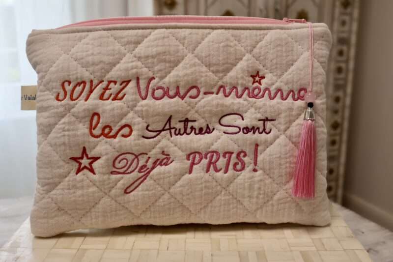 Trousse Plate - Soyez Vous-Même