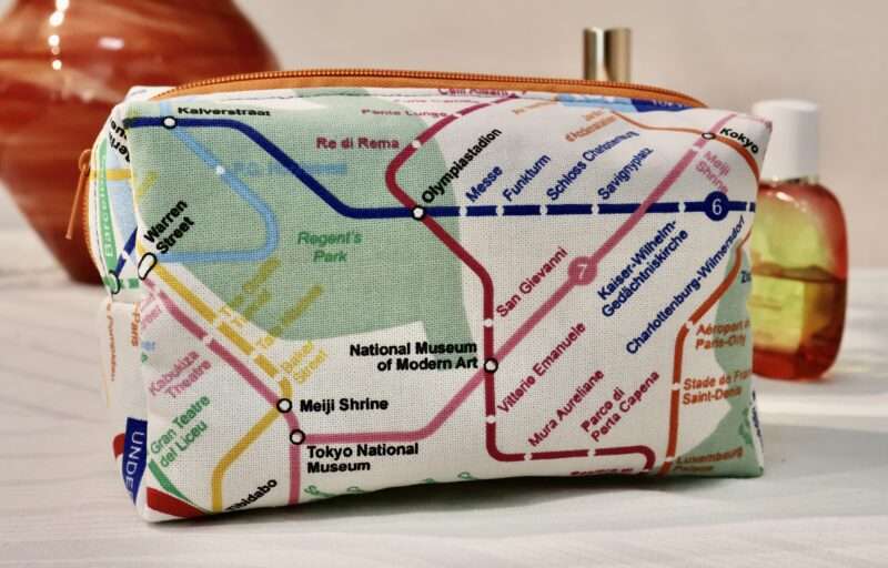 Trousse de toilette - Métro