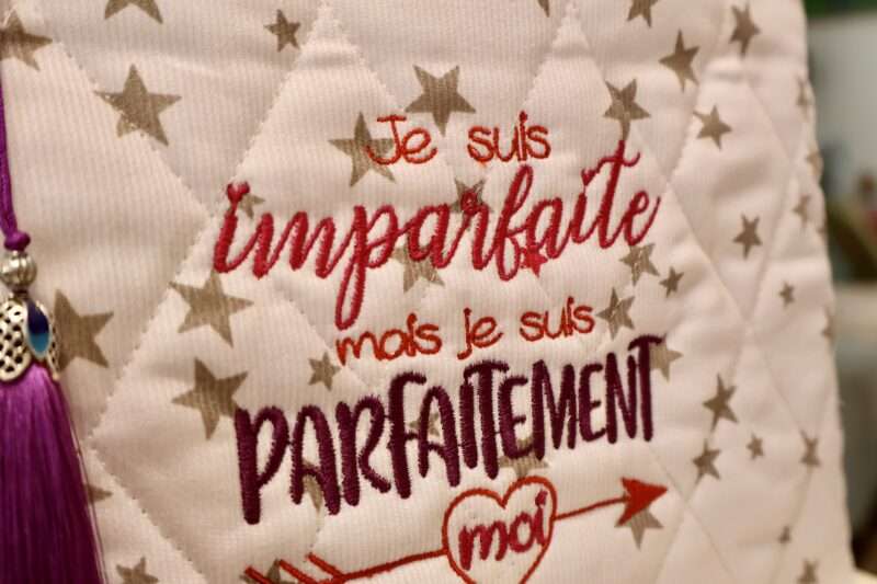 Trousse Plate - Parfaitement Imparfaite! – Image 2