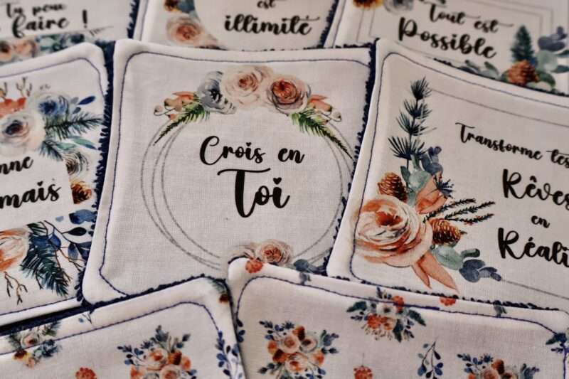Panière + 8 Lingettes - Crois en Toi – Image 4