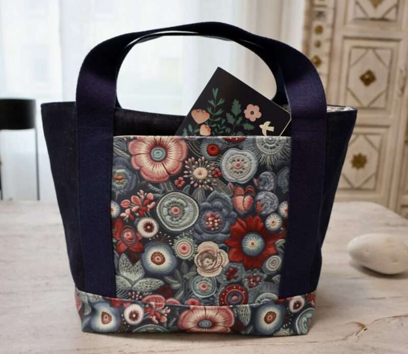 Sac Roxie - Prague – Image 4