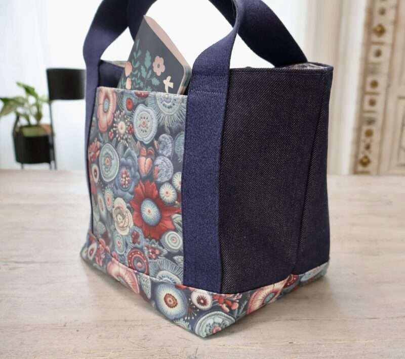 Sac Roxie - Prague – Image 5