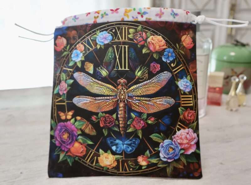Pochon imperméable Beauté - Libellule et Roses