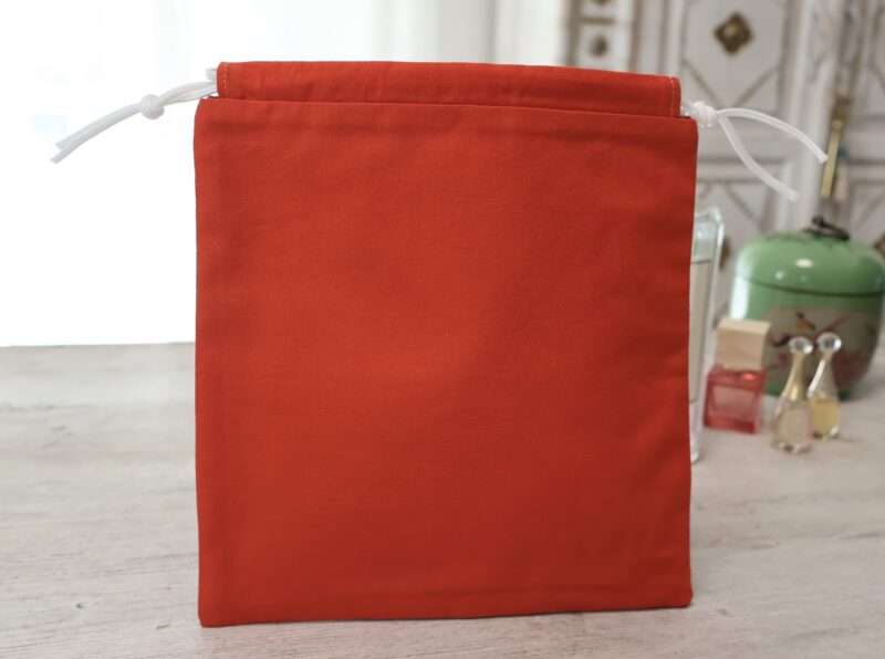 Pochon imperméable Beauté - Bouledogue Canotier – Image 4