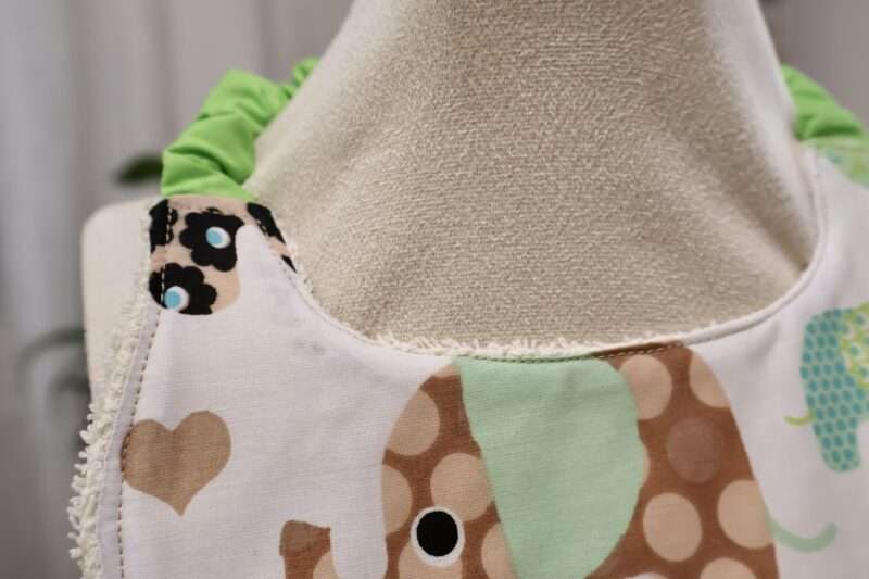 Bavoir Bébé - Elephants Verts – Image 3