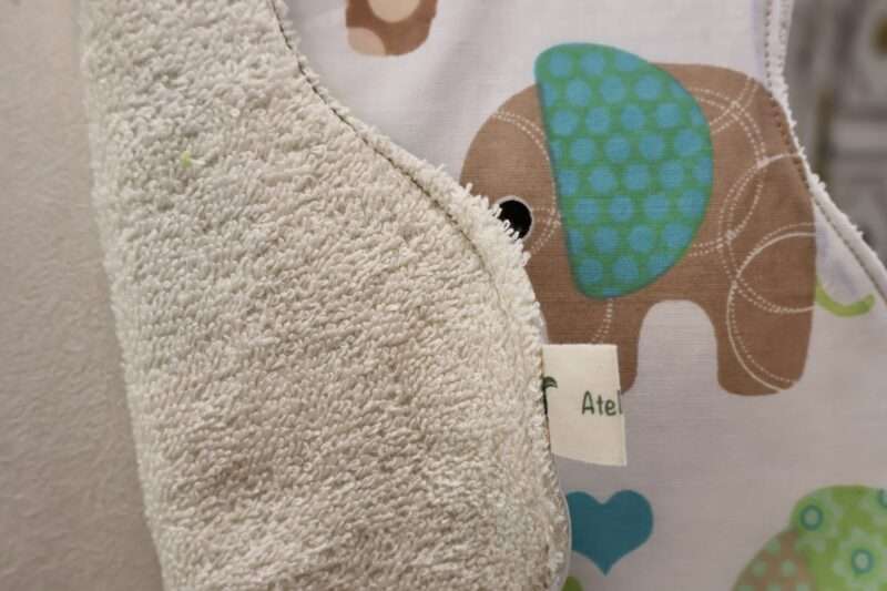 Bavoir Bébé - Elephants Verts – Image 4