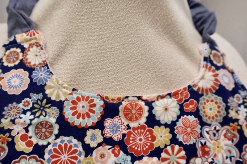Bavoir Bébé - Jolies Fleurs – Image 3